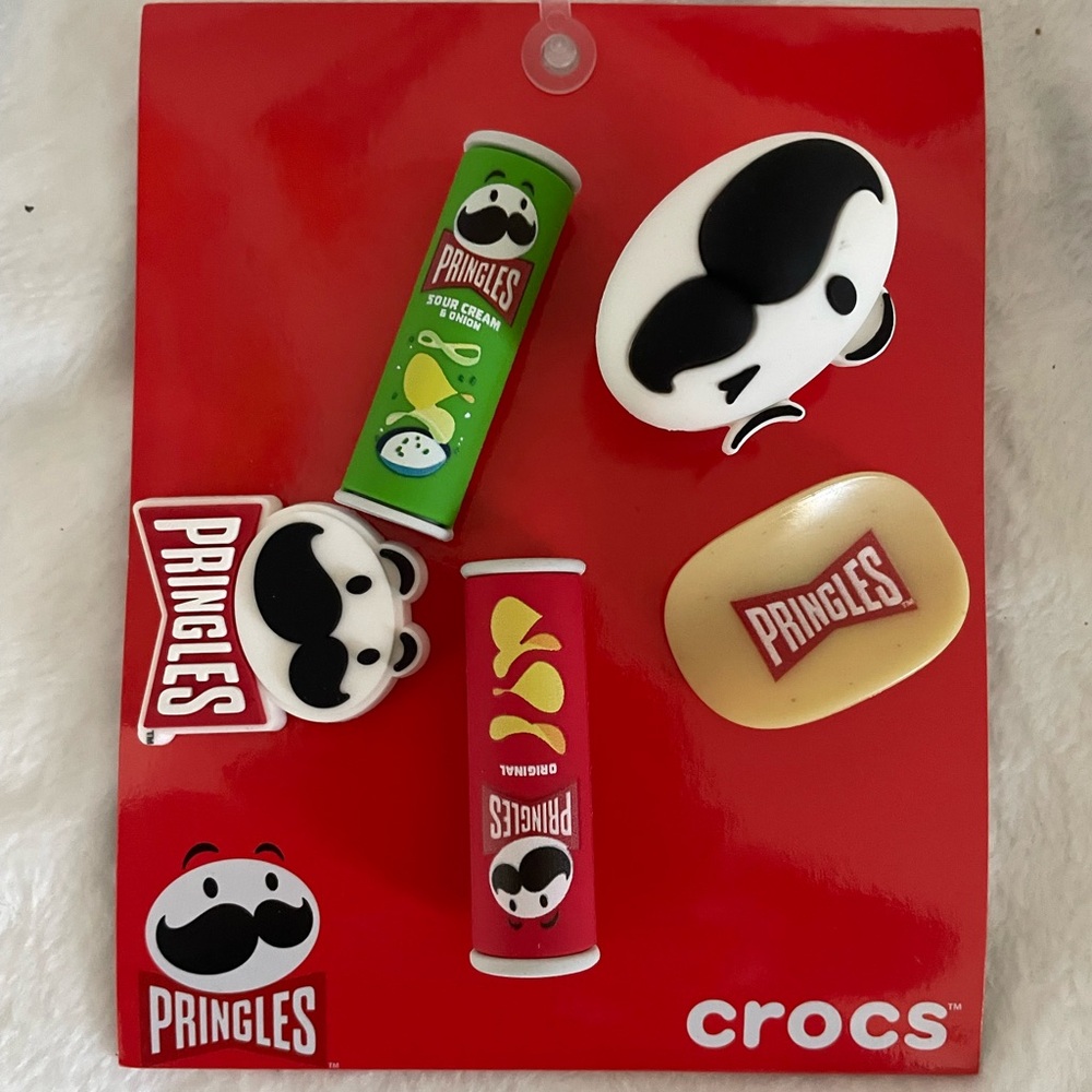 SOLD OUT 

CROCS Pringles Jibbitz Set - Red, Green, White, Black